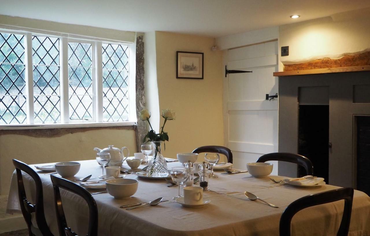 Nightingale Cottage Bed And Breakfast Chichester Exterior photo